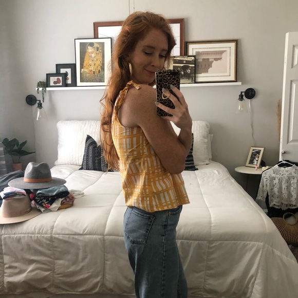 Shirt - Picture 2 of 4